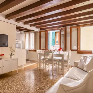  Apartment San Marco Joy